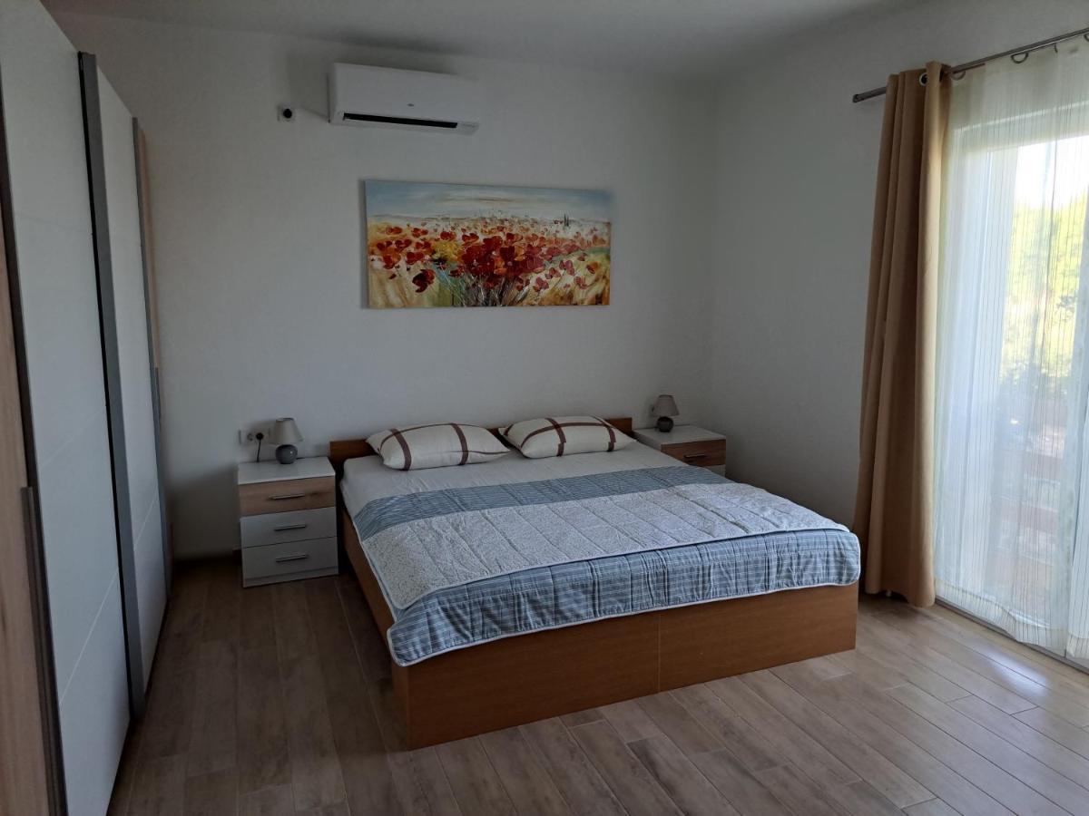 Apartments Marella Skradin Buitenkant foto